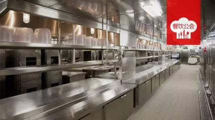 別被&ldquo;中央廚房&rdquo;帶偏了,看看海底撈、金百萬都如何做的